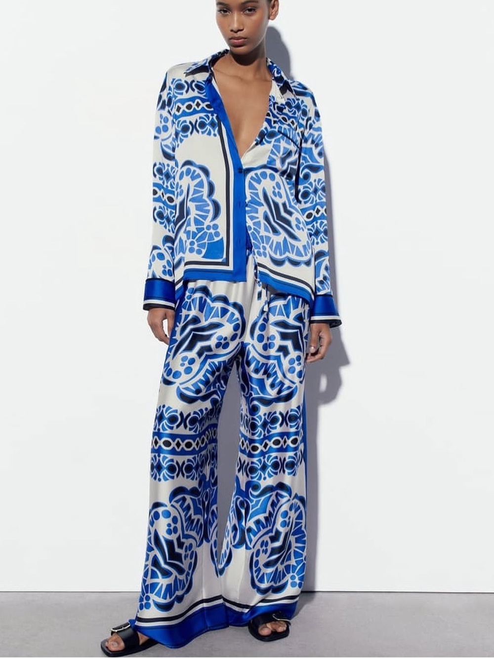 Zara Blue and Ecru Printed Satin Button-Front Top